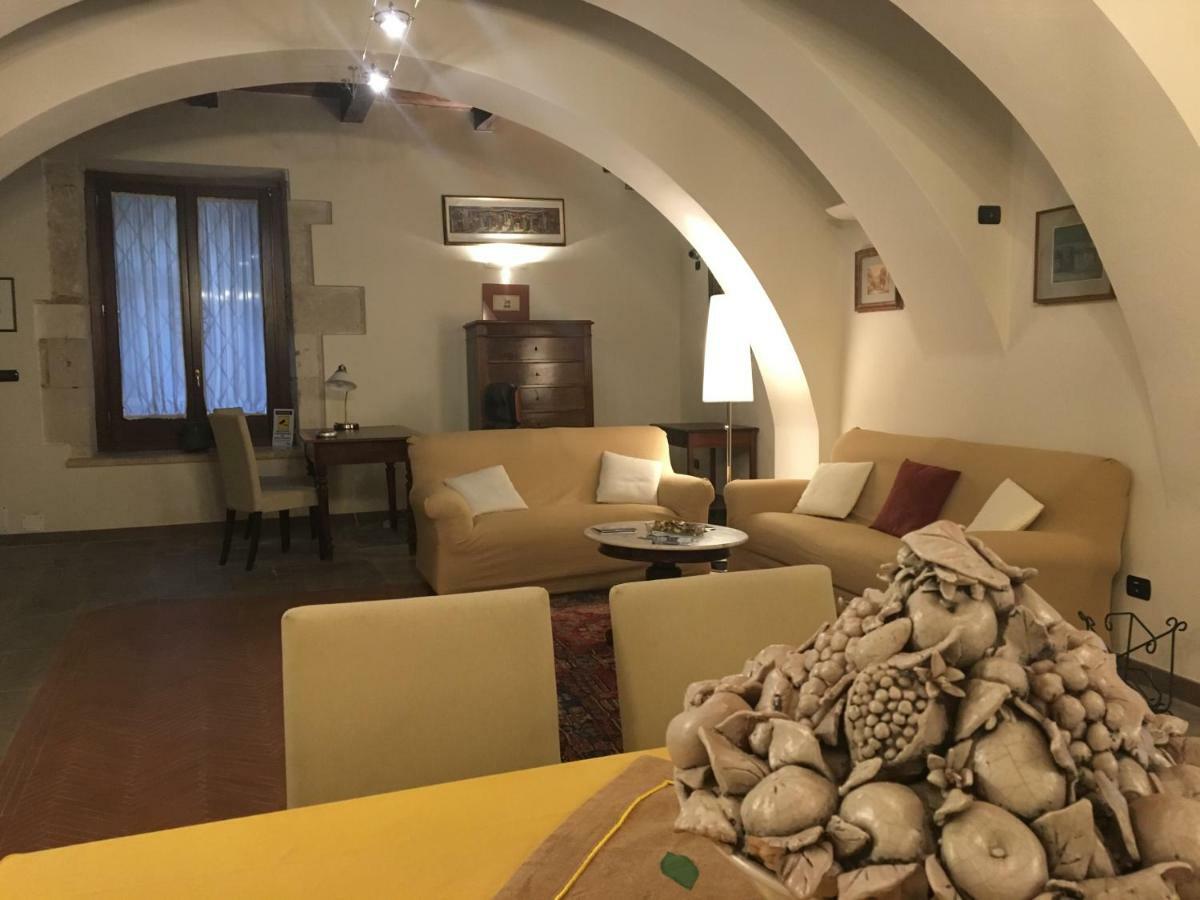 מלון איסרניה Il Palazzotto מראה חיצוני תמונה