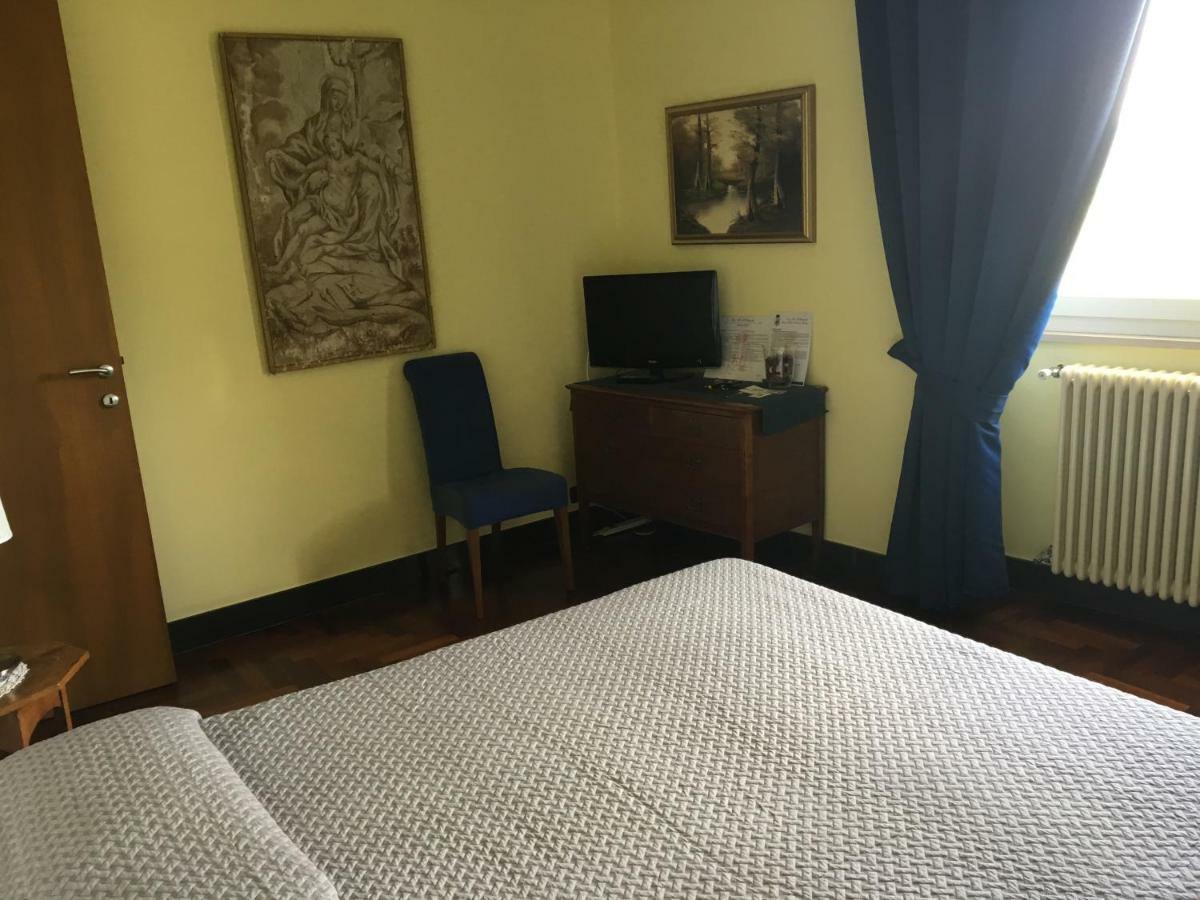 מלון איסרניה Il Palazzotto מראה חיצוני תמונה