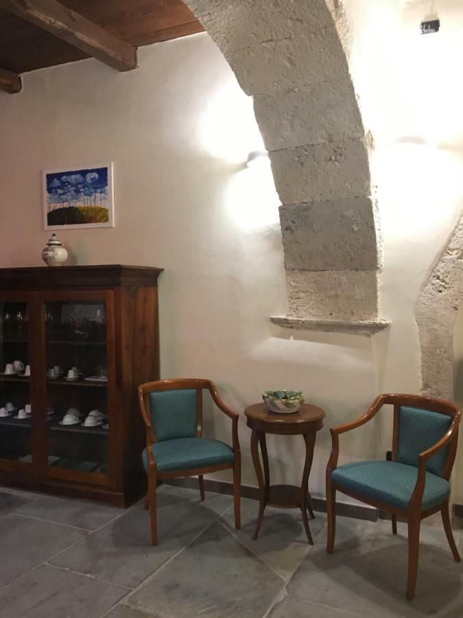 מלון איסרניה Il Palazzotto מראה חיצוני תמונה